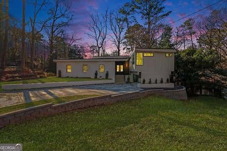 3134 W Roxboro Rd NE