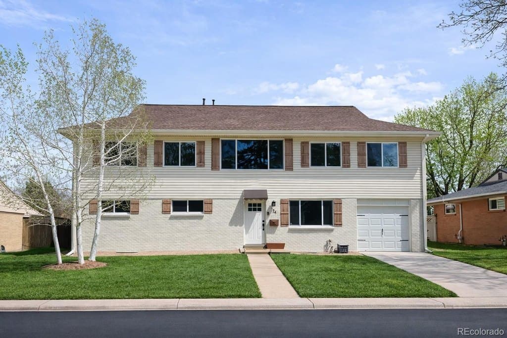 724 S Flamingo Ct, Denver