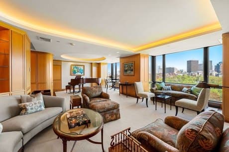 2 Commonwealth Ave Apt 14B