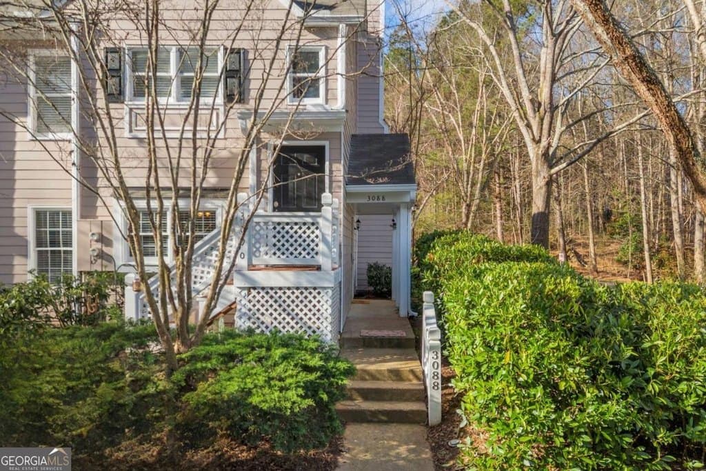 3088 Camden Way, Alpharetta