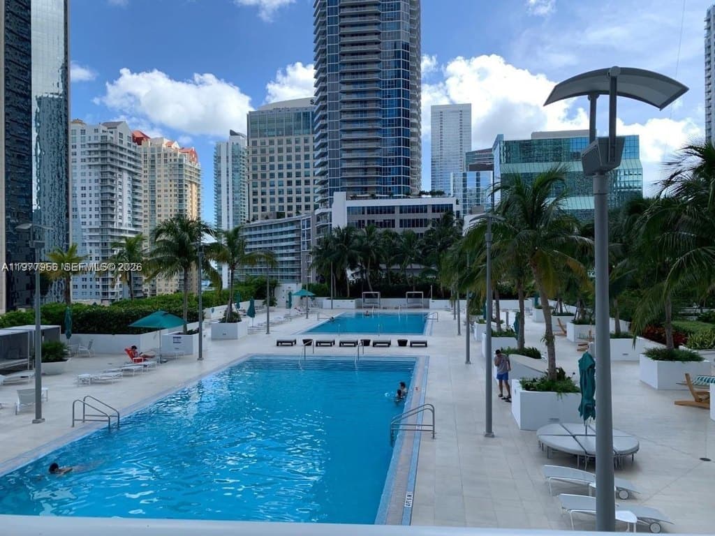 950 Brickell Bay Dr Apt 1107