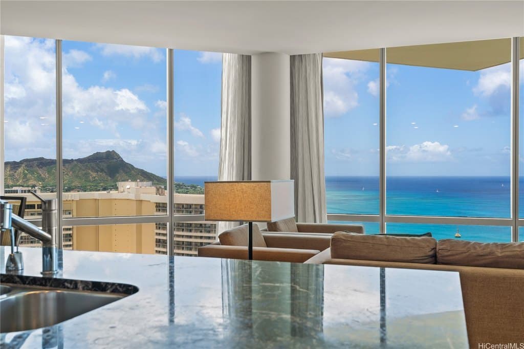 223 Saratoga Rd Unit 3710, Honolulu