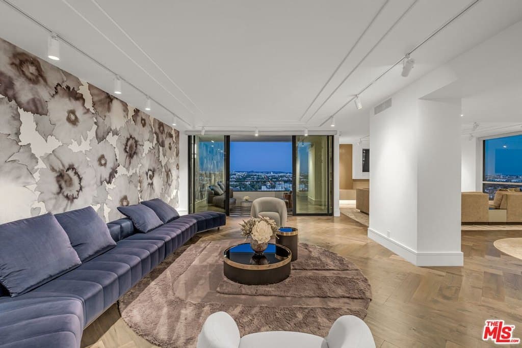 1100 Alta Loma Rd Apt 1404, West Hollywood