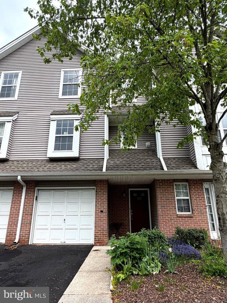 128 S Barrow Pl, Princeton