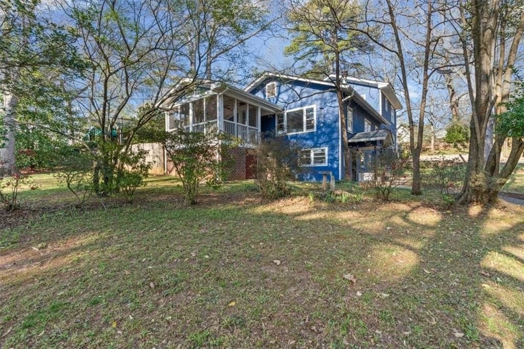 1148 Woodland Ave SE