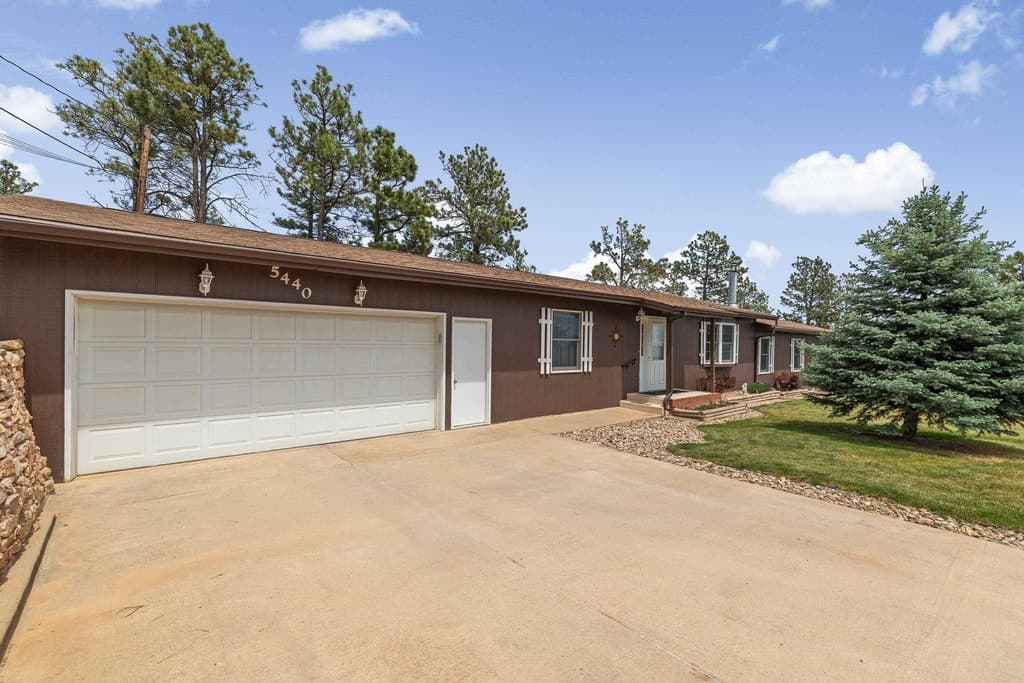 5440 Hidden Valley Ln, Rapid City