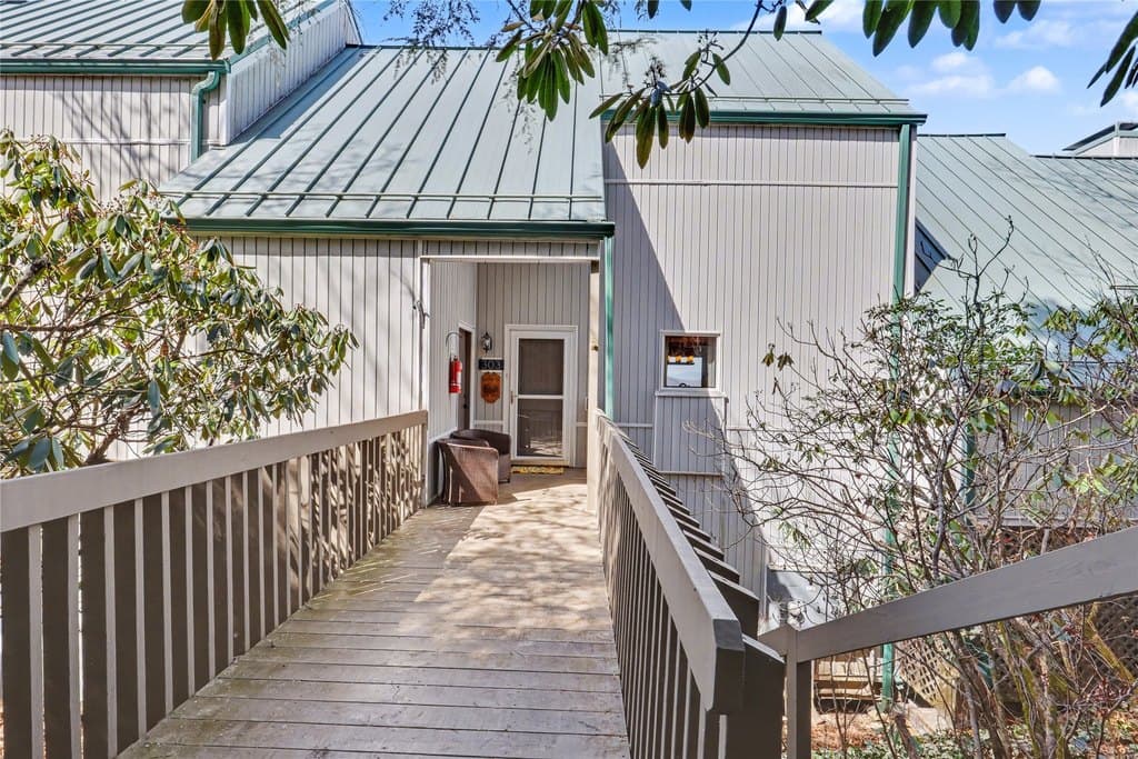 303 Vz Top Rd Unit 303, Highlands