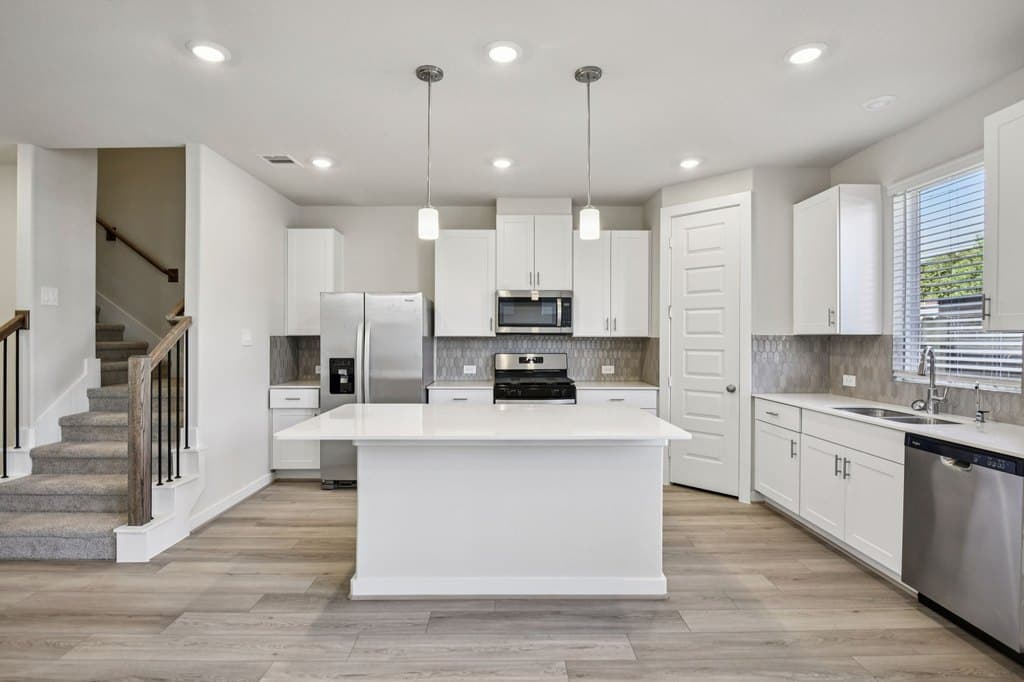 3213 Quiet Sunset Dr, Houston