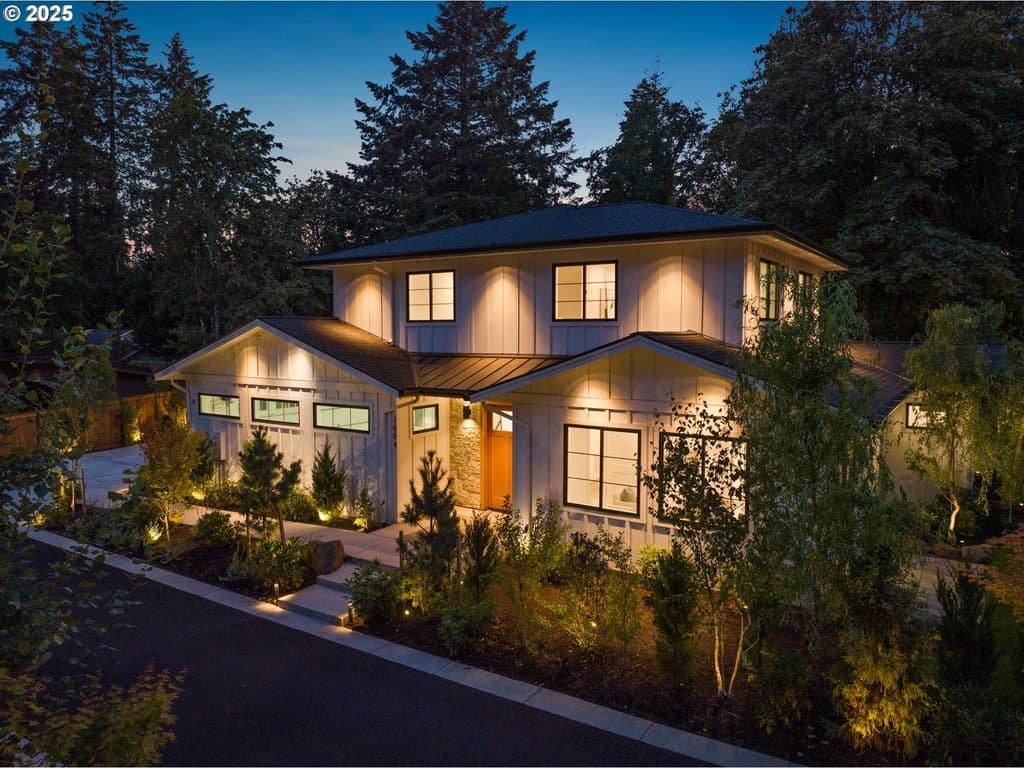 3884 Lake Grove Ave, Lake Oswego