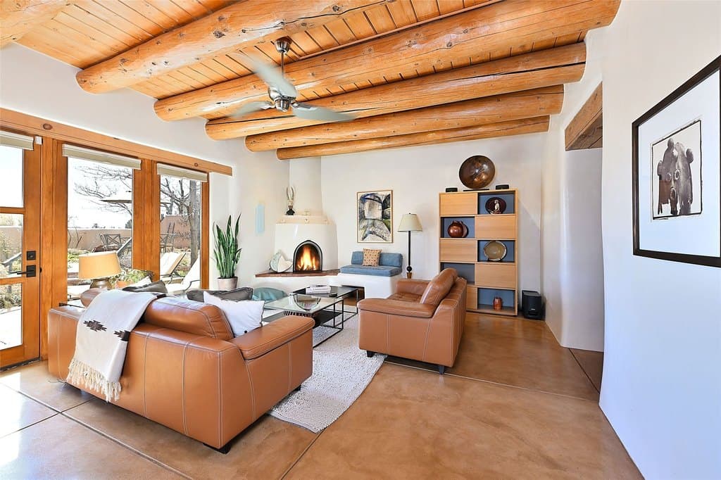 531 Hillside Ave, Santa Fe