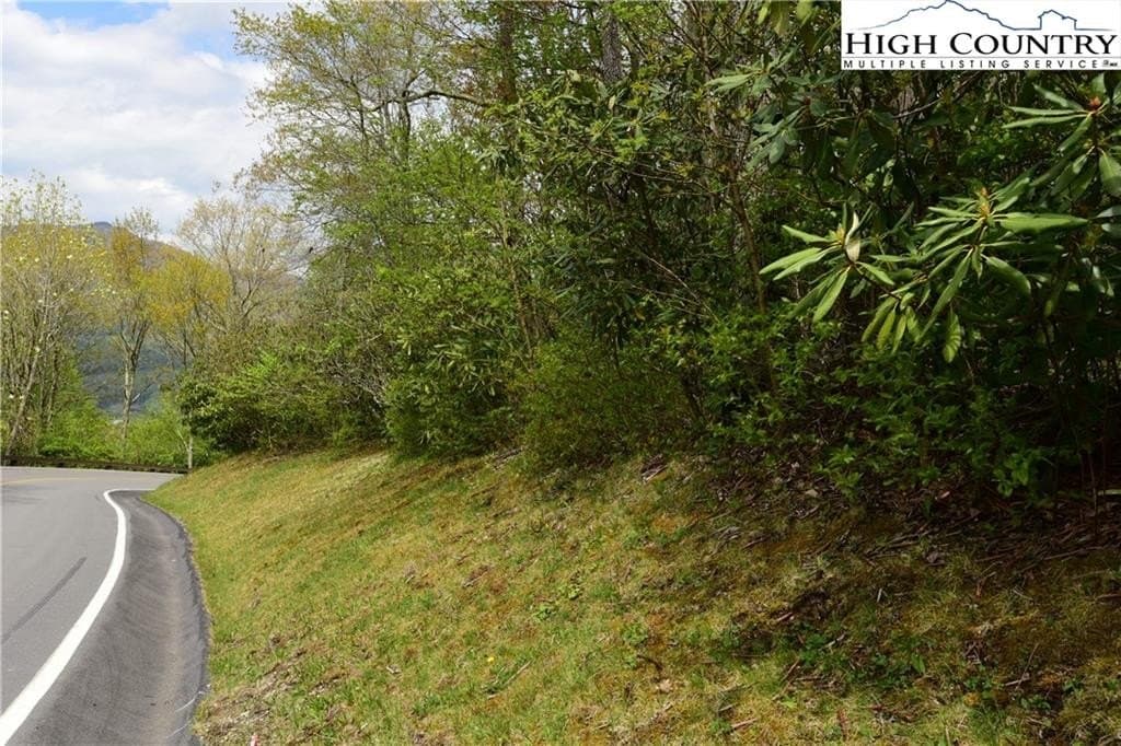 Elk River Pkwy, Banner Elk