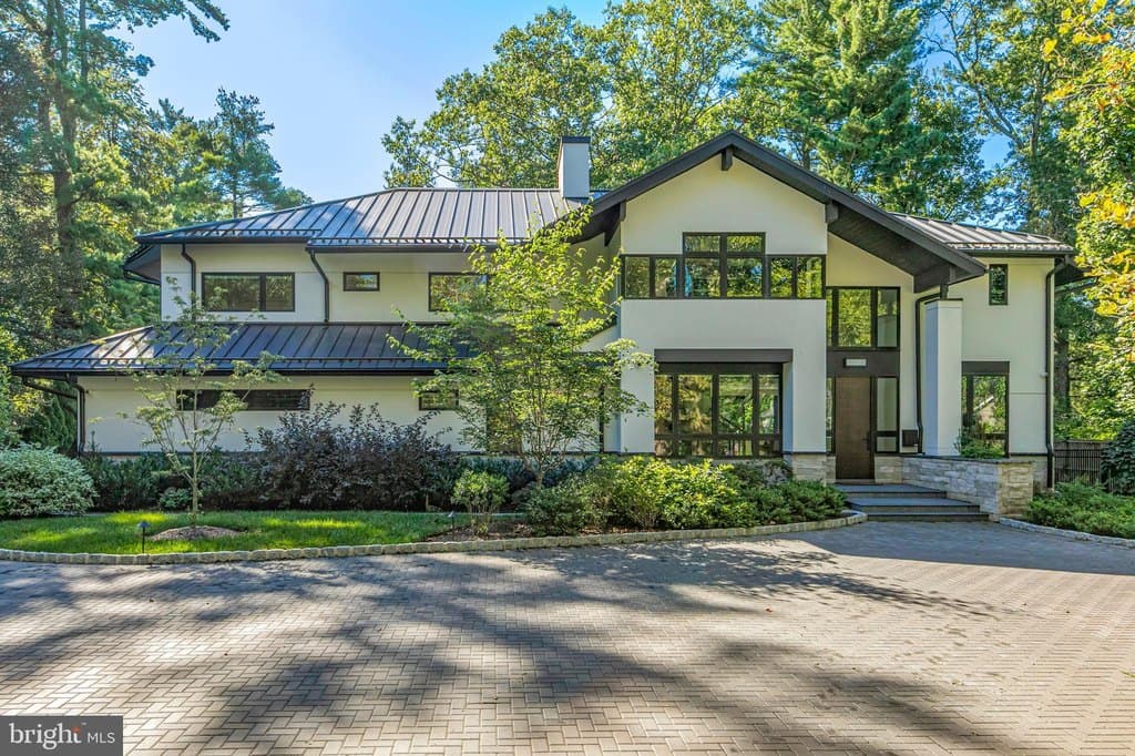 44 Armour Rd, Princeton