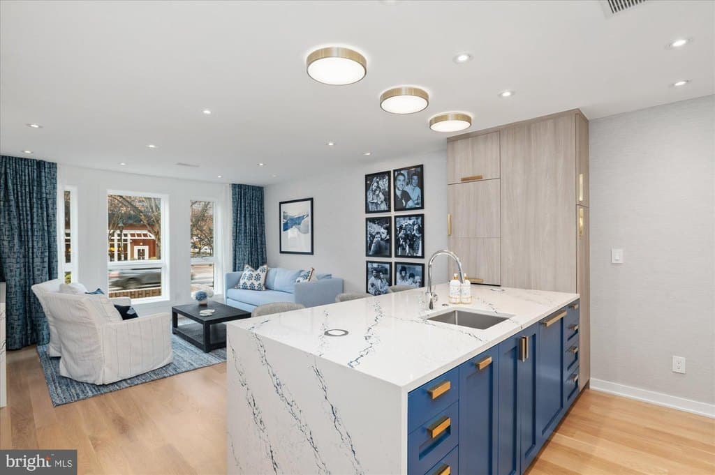 7313 Woodmont Ave Unit R, Bethesda