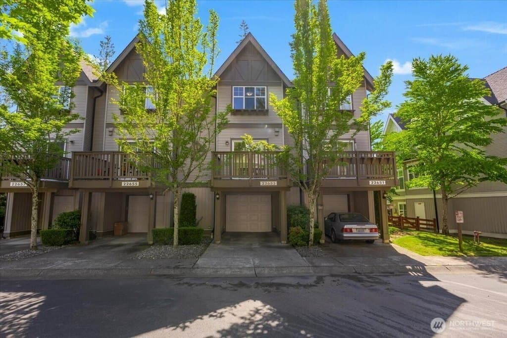 22653 NE Alder Crest Ln, Redmond