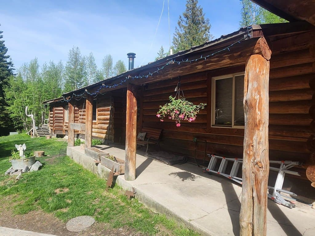 13376 Bug Creek Rd, Bigfork
