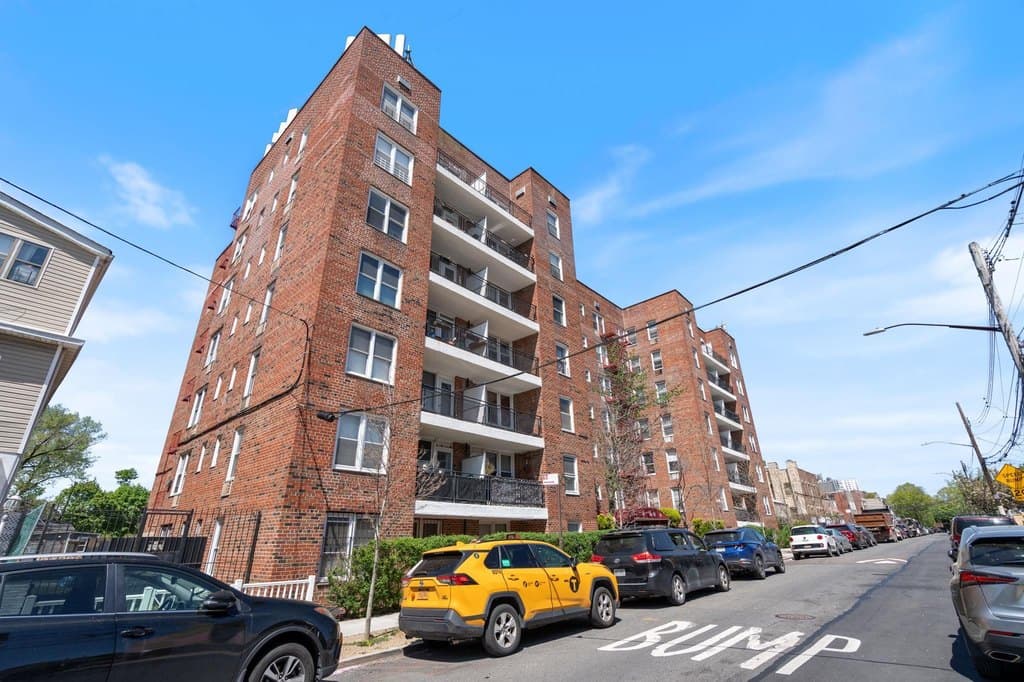 84-70 129th St Unit 4W