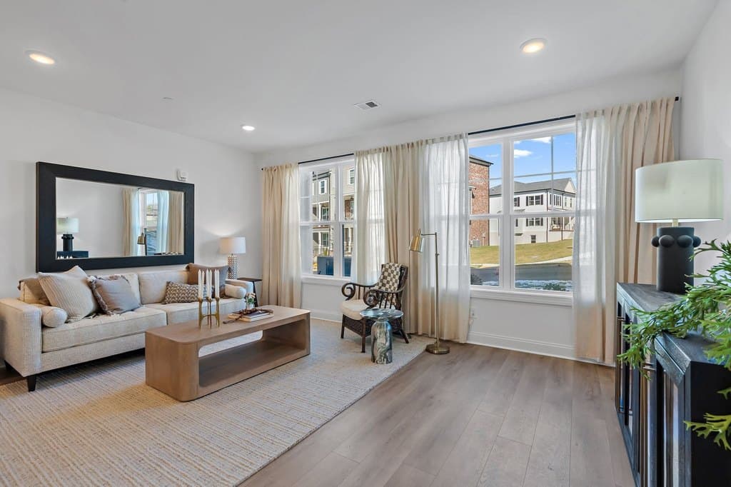 482 Portsdale Dr Unit 15, Brentwood