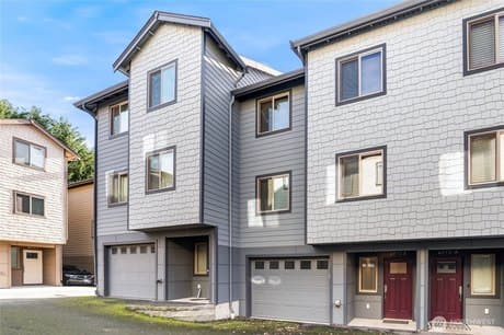 4910 S Willow St Unit B