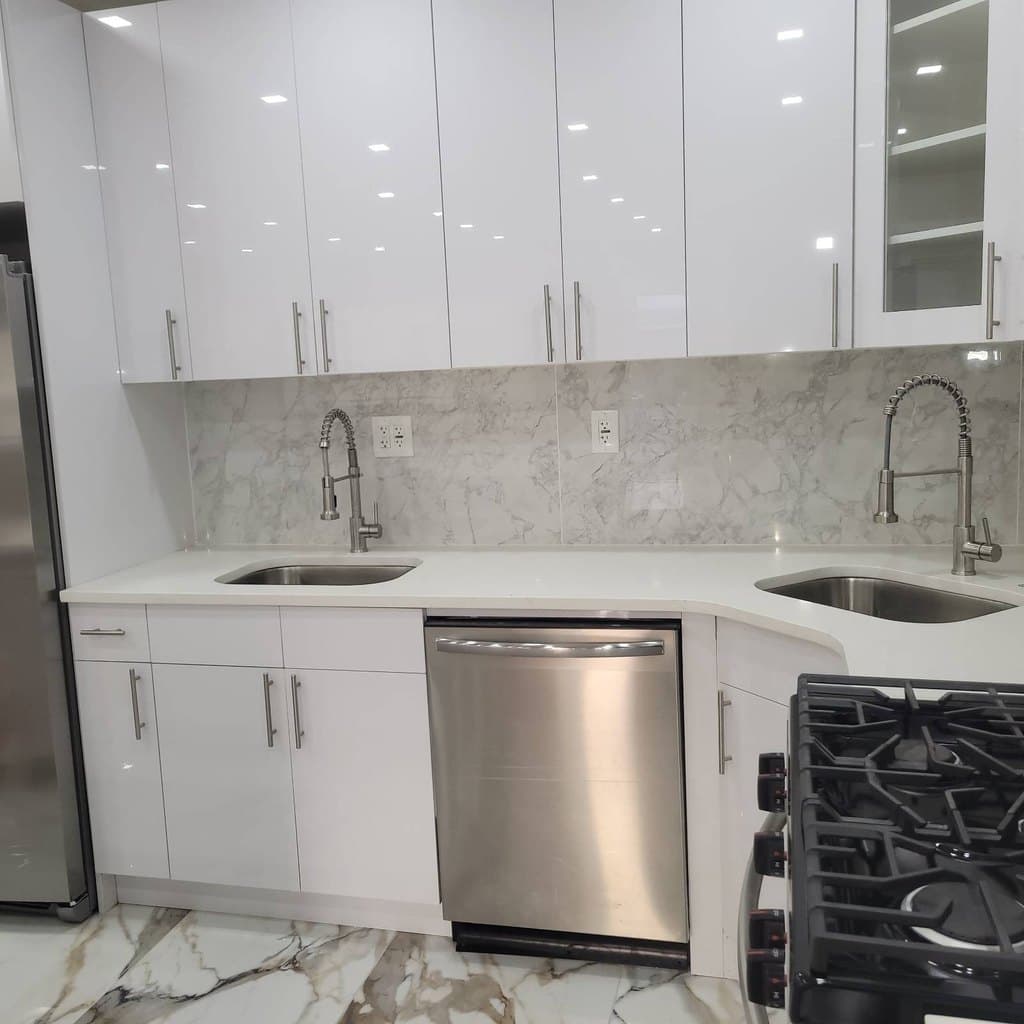 Gateway Blvd and New Hvn