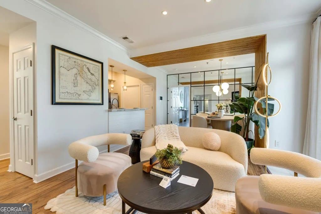 2161 Peachtree Rd NE Apt 801