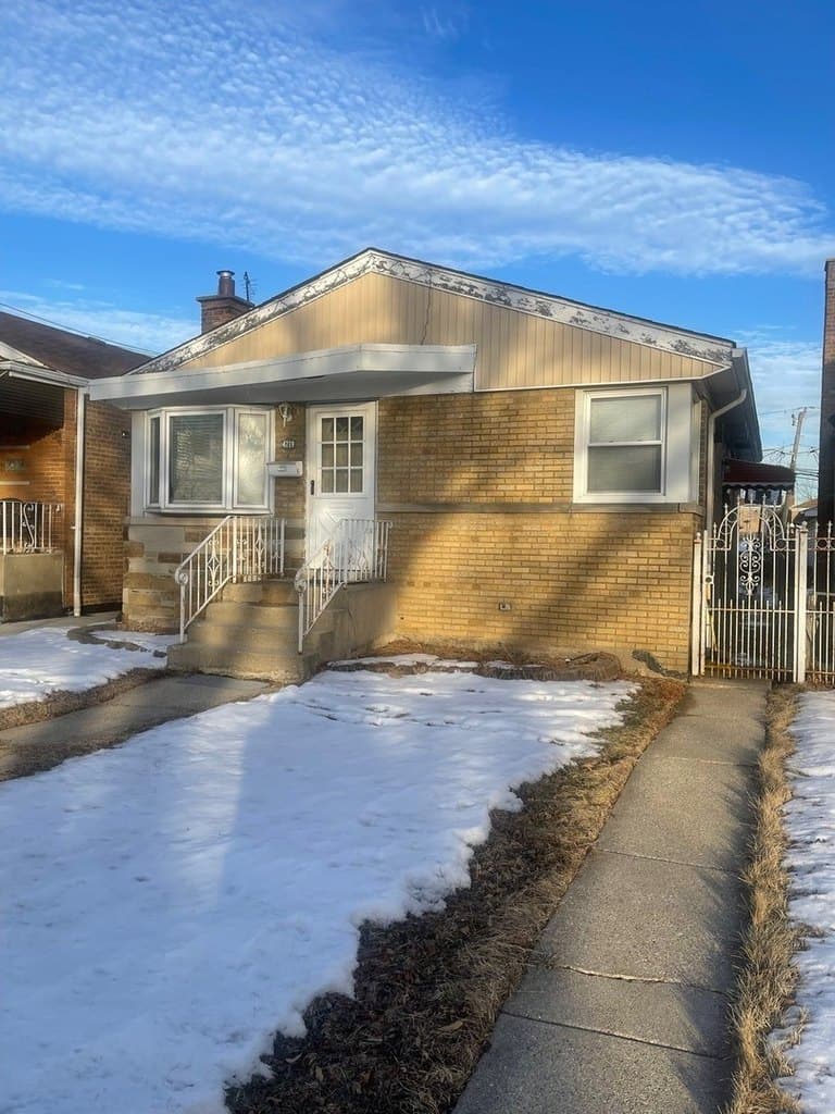 4719 S Kilpatrick Ave