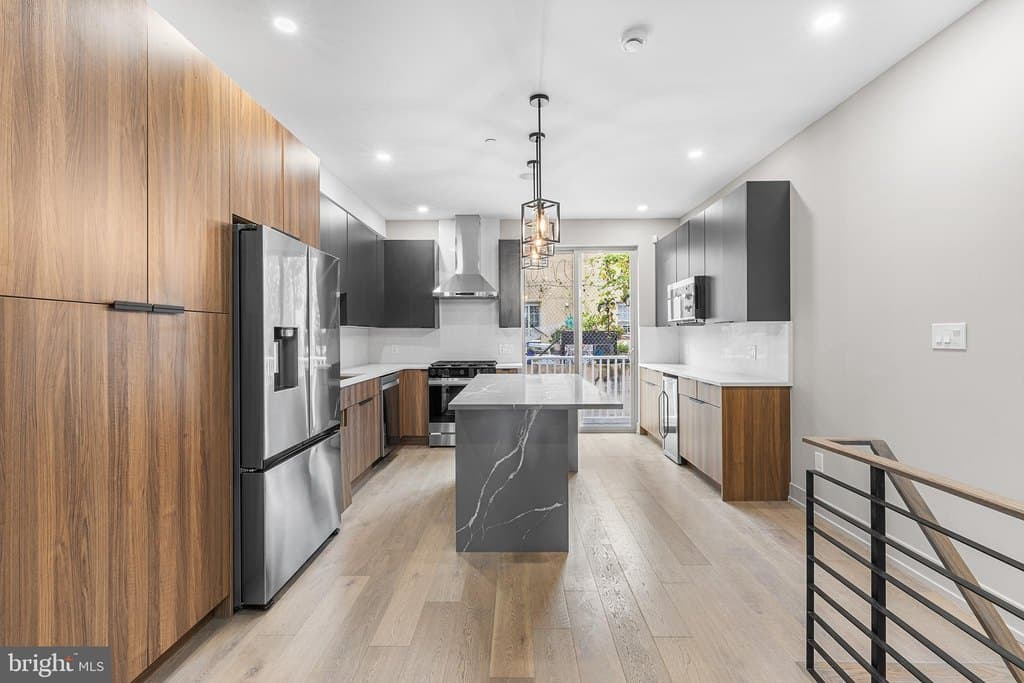 2340 Alter St, Philadelphia