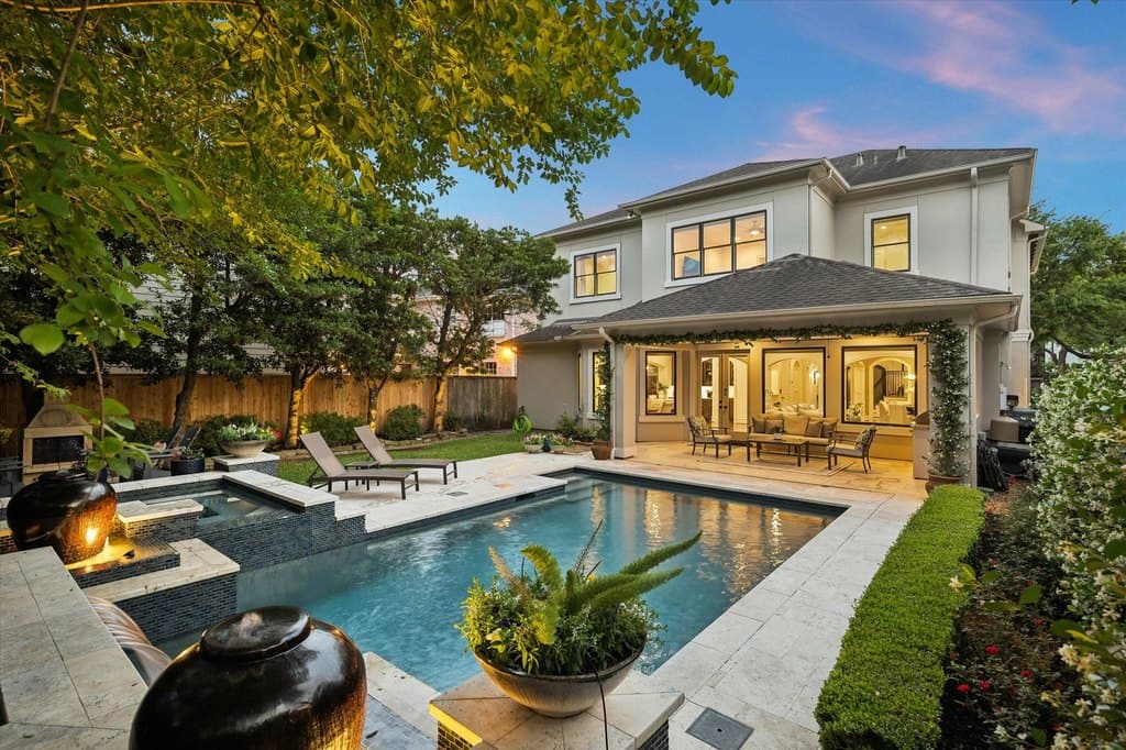 3810 Drake St, Houston