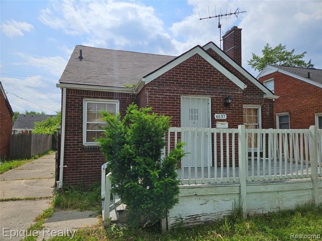 6137 Radnor St, Detroit