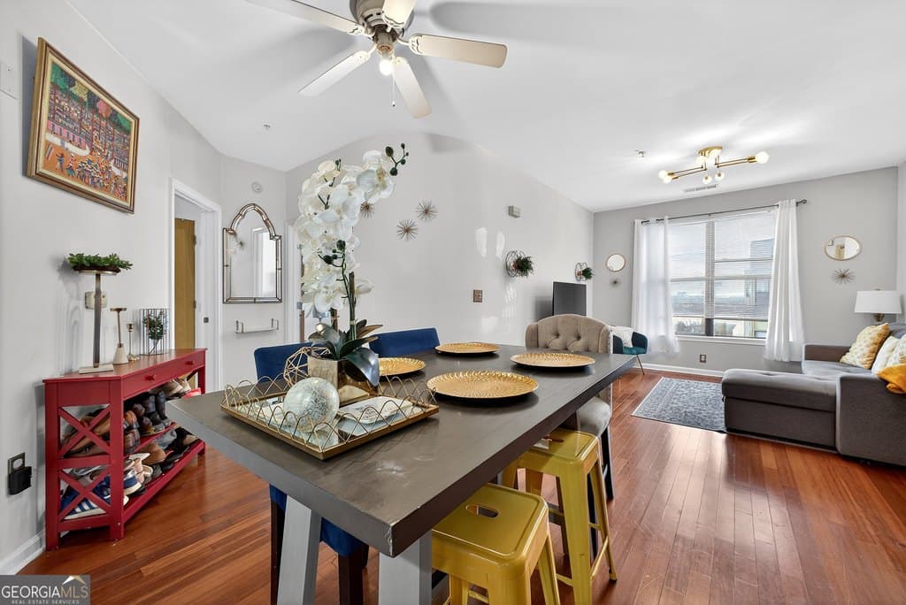 898 Oak St SW Unit 1411