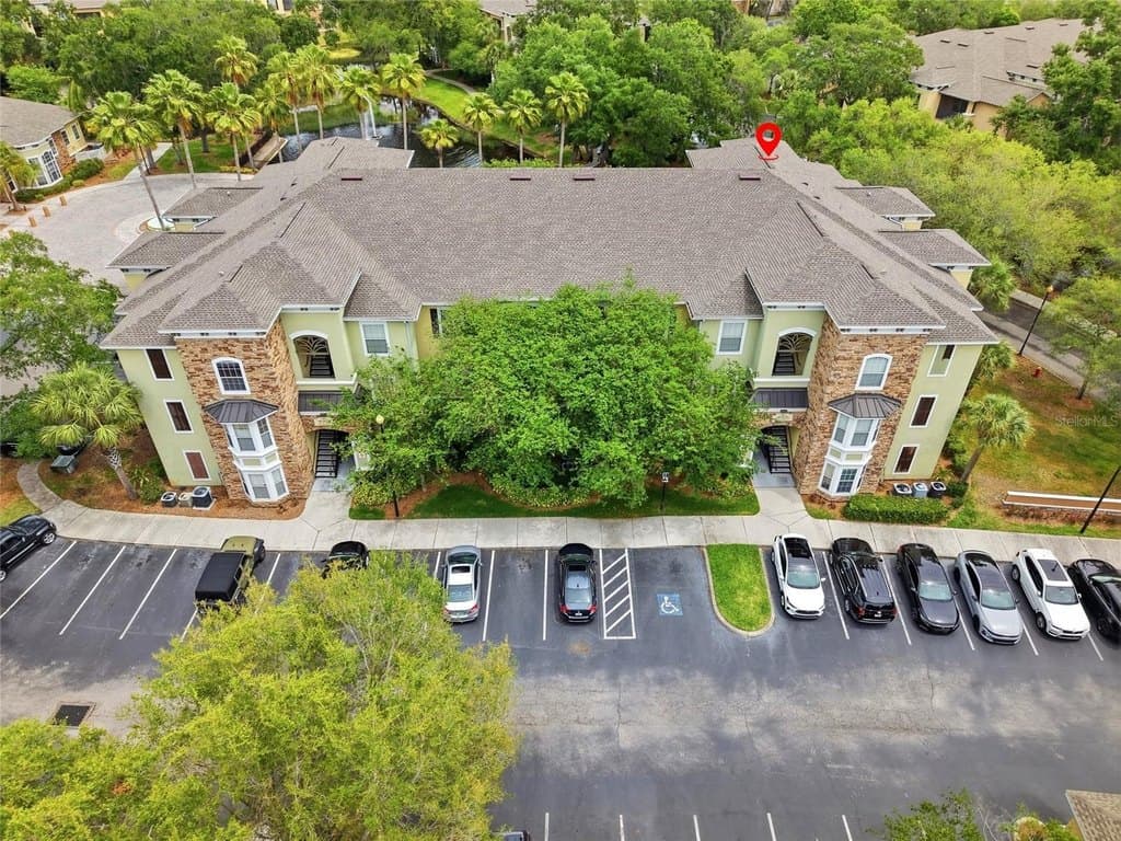 9916 Courtney Palms Blvd Apt 302, Tampa