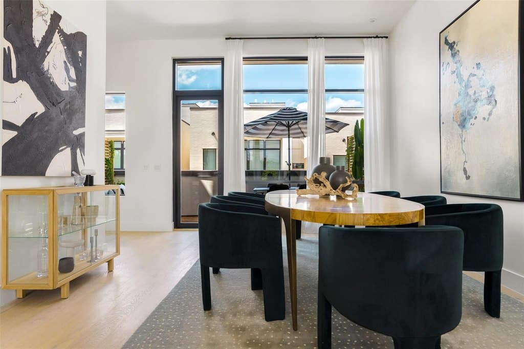 610 N Oak Cliff Blvd Apt 203