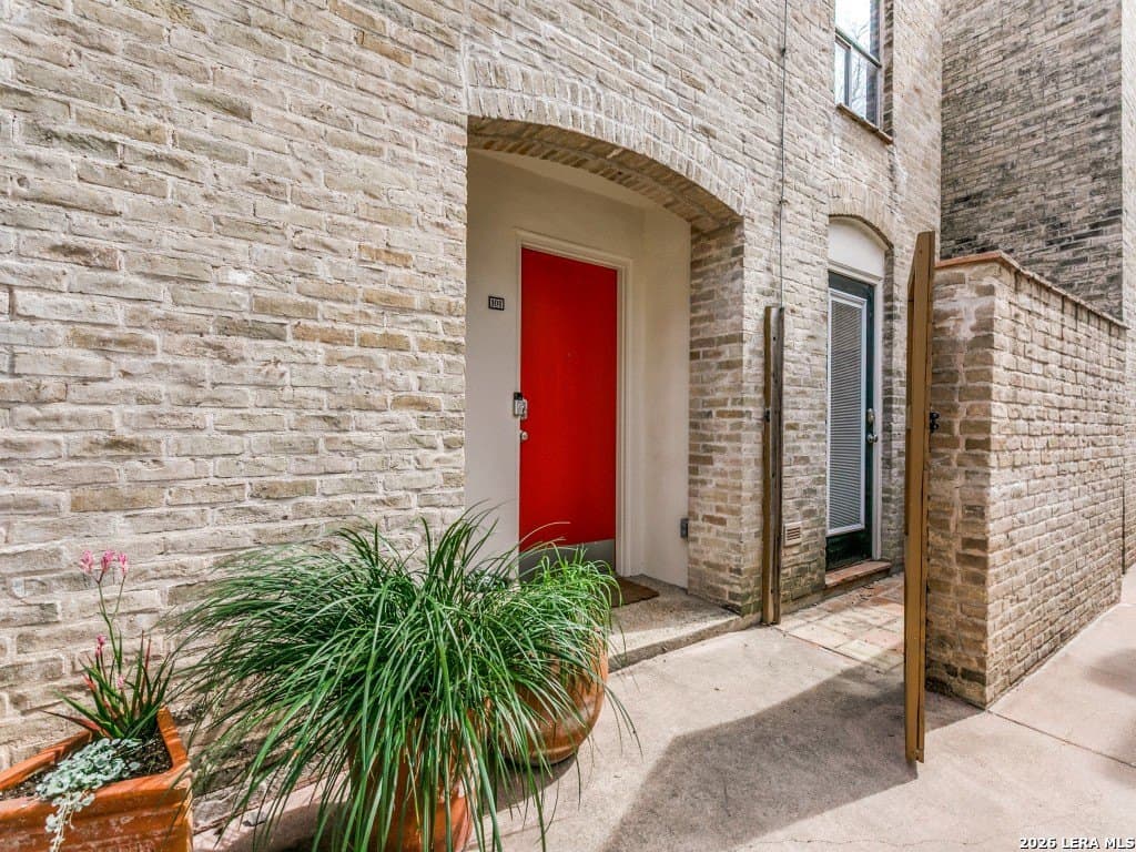 185 Terrell Rd Apt 101, San Antonio