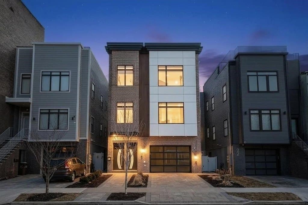 24 Romaine Ave Unit A1, Jersey City