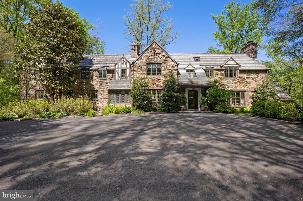 317 Airdale Rd, Bryn Mawr