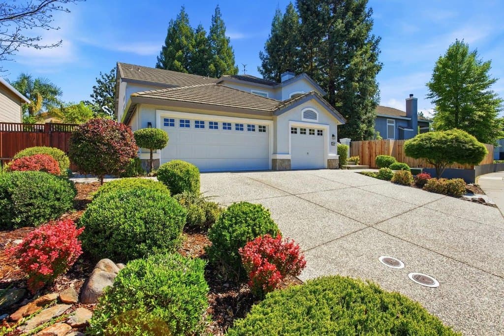 447 Amhurst Cir, Folsom