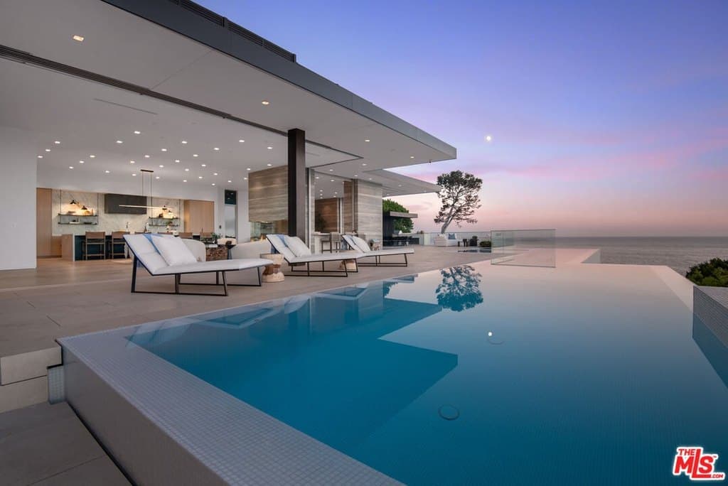 26946 Pacific Coast Hwy, Malibu