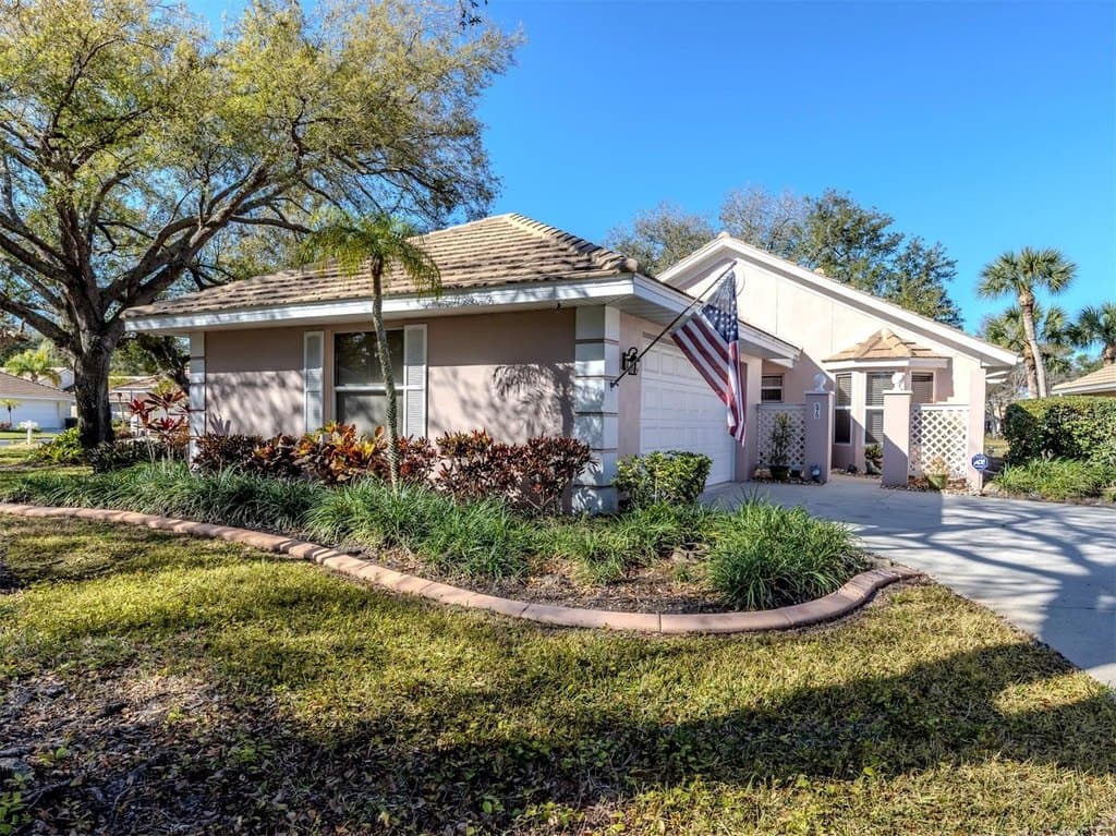 575 Clubside Cir Unit 35, Venice