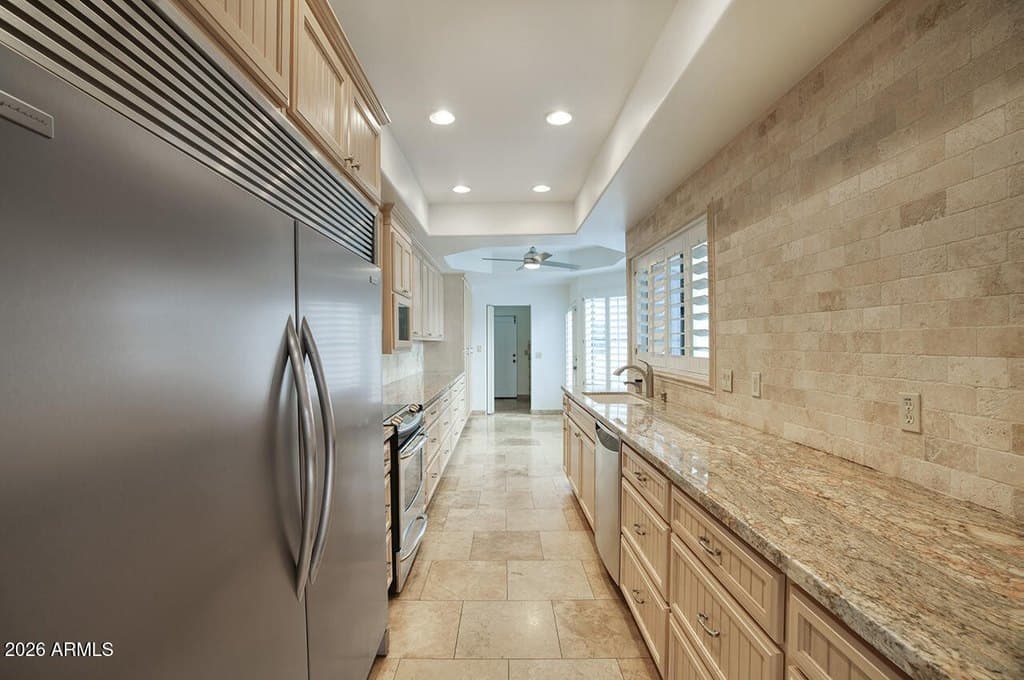 77 E Missouri Ave Unit 49