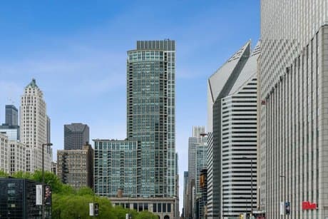 130 N Garland Ct Apt 3205