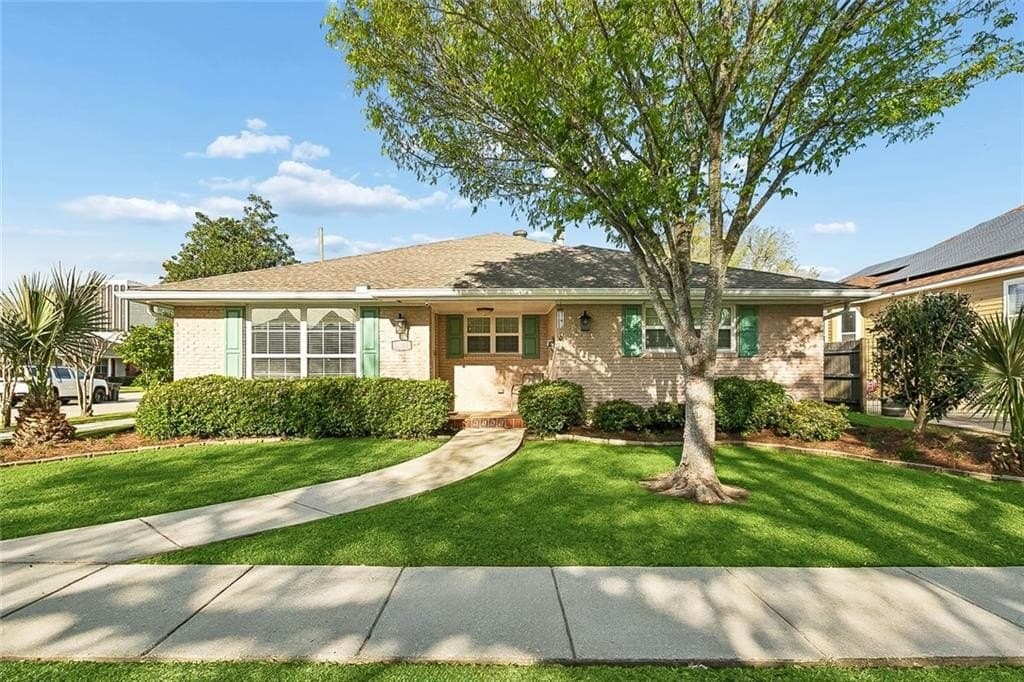 6166 Fleur De Lis Dr, New Orleans