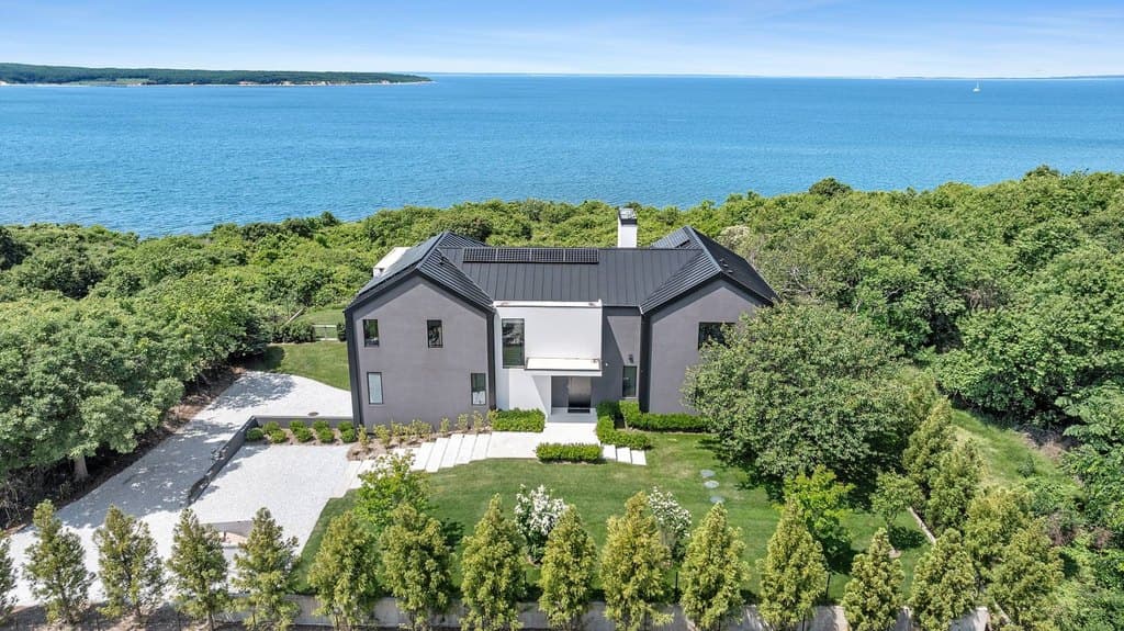 70 Kettle Hole Rd, Montauk