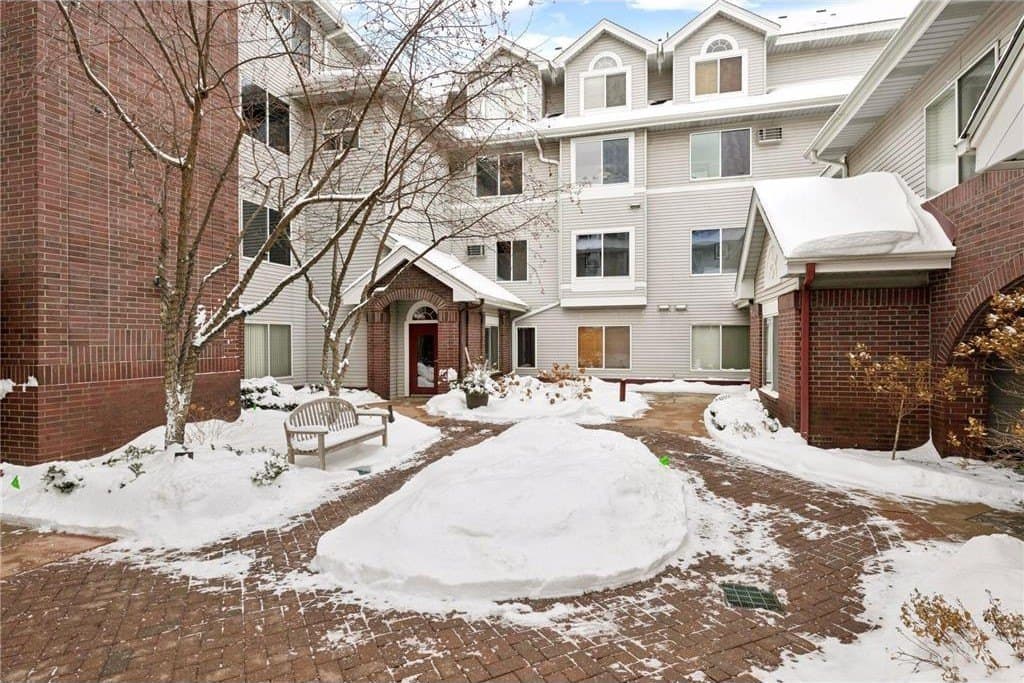 7420 Edinborough Way Apt 6106, Edina
