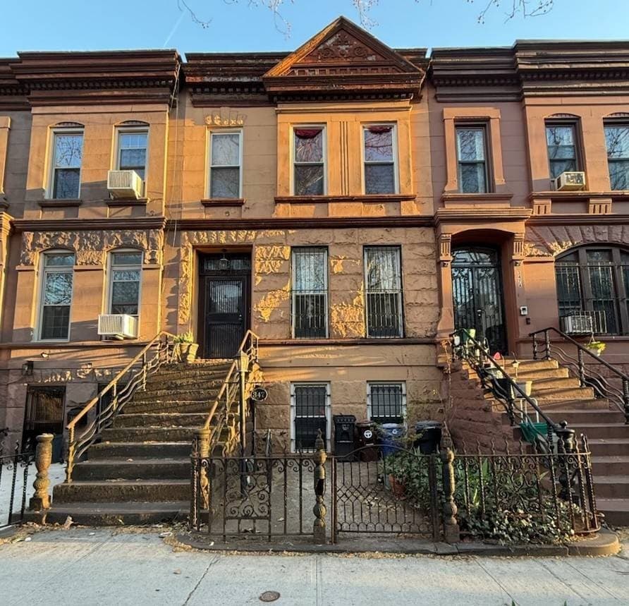 347 Halsey St, Brooklyn