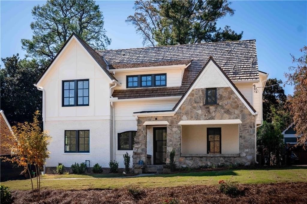 1165 Reeder Cir NE, Atlanta