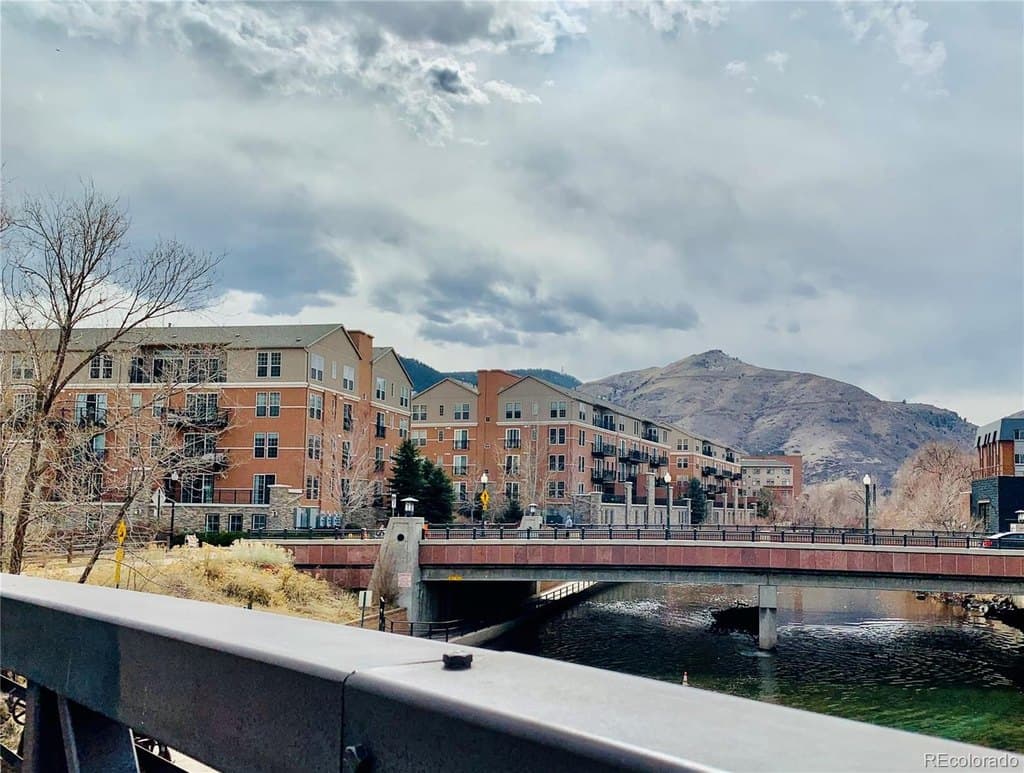 620 11th St Unit 306, Golden