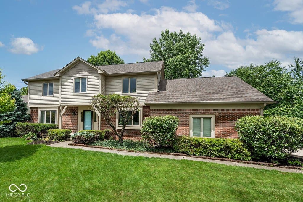 4826 Essex Ct, Carmel
