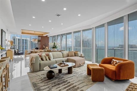 465 Brickell Ave Apt 3301