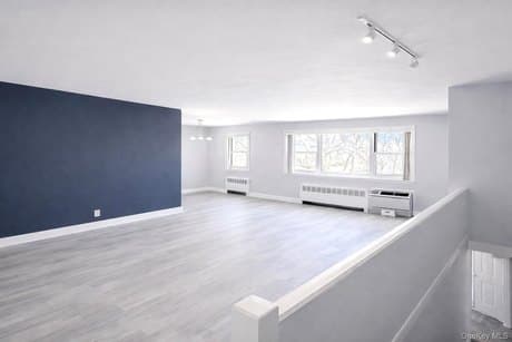 6758 152nd St Unit B