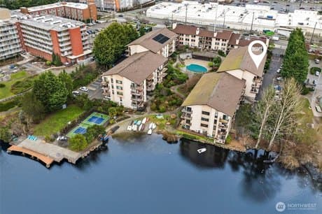 13201 Linden Ave N Apt 306A