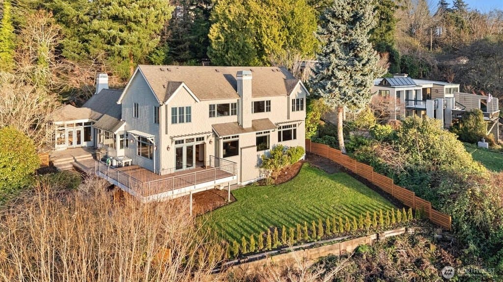 8281 W Mercer Way, Mercer Island